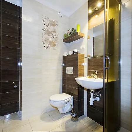 Polonijna Apartament *